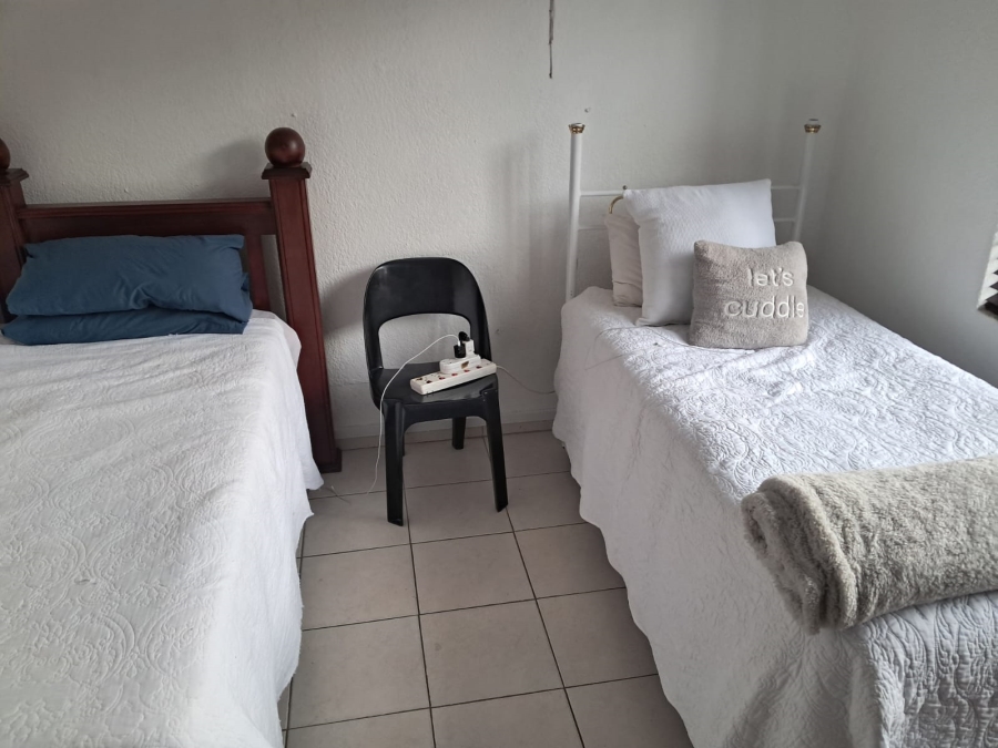6 Bedroom Property for Sale in Safari Gardens North West
